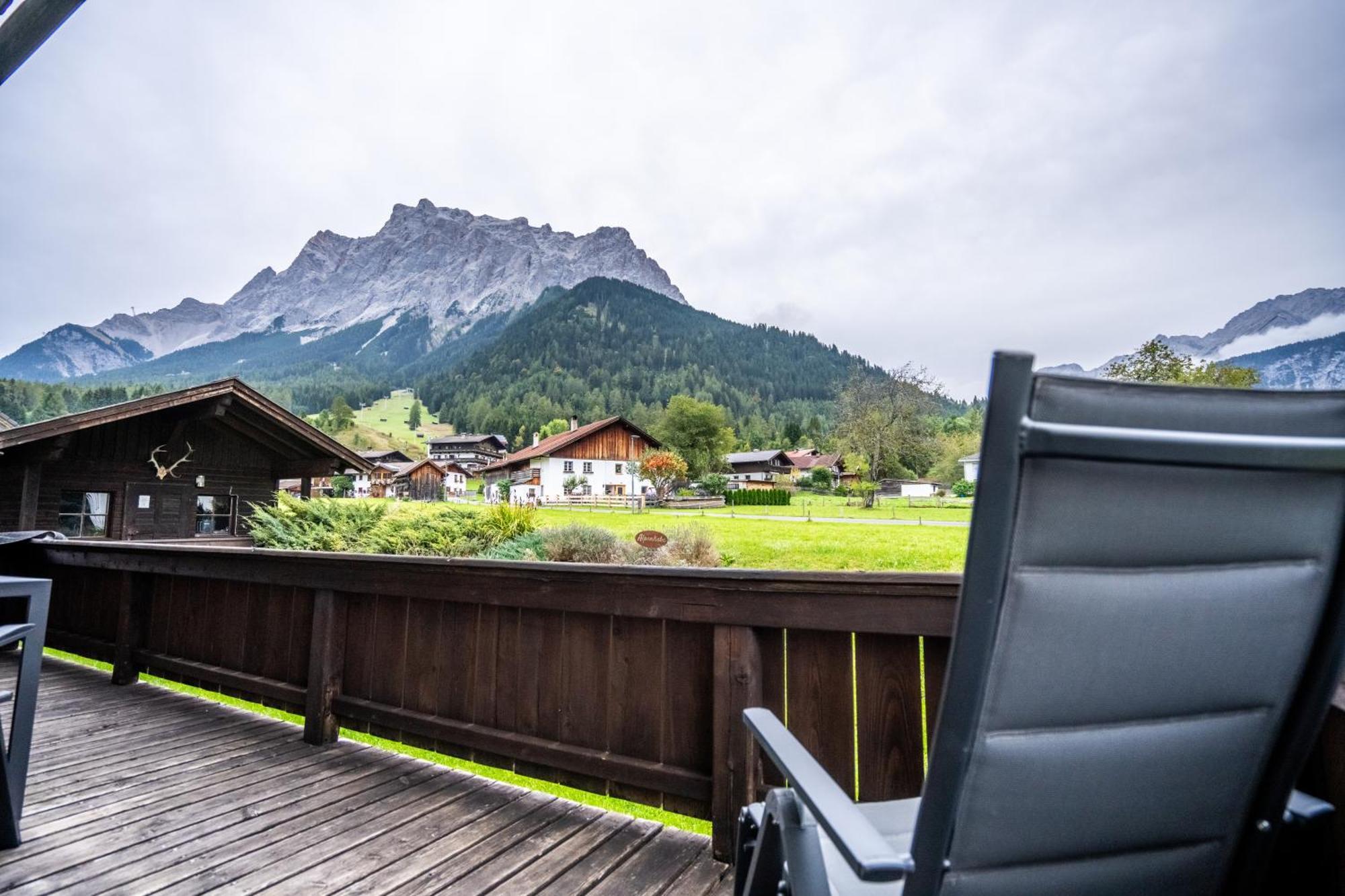 Tiroler Alpblick Appartements Ehrwald Exteriör bild