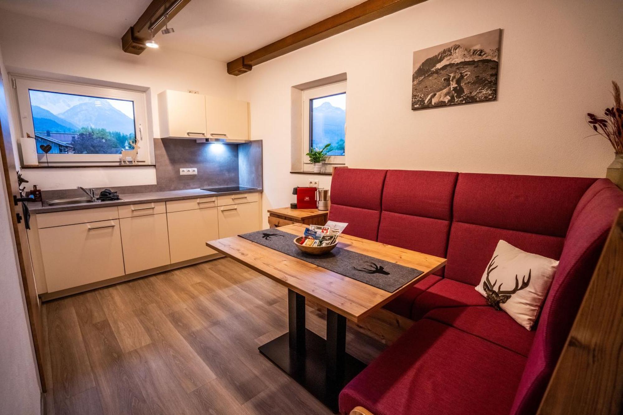 Tiroler Alpblick Appartements Ehrwald Exteriör bild